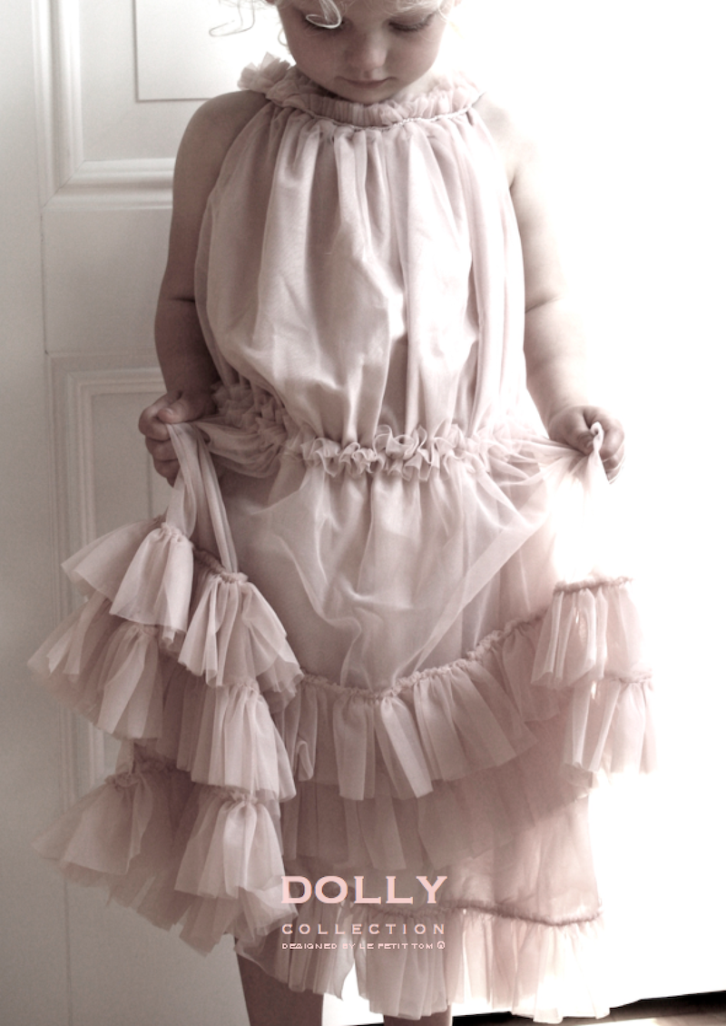Ruffled Chiffon Dance Dress Klänning Off-White