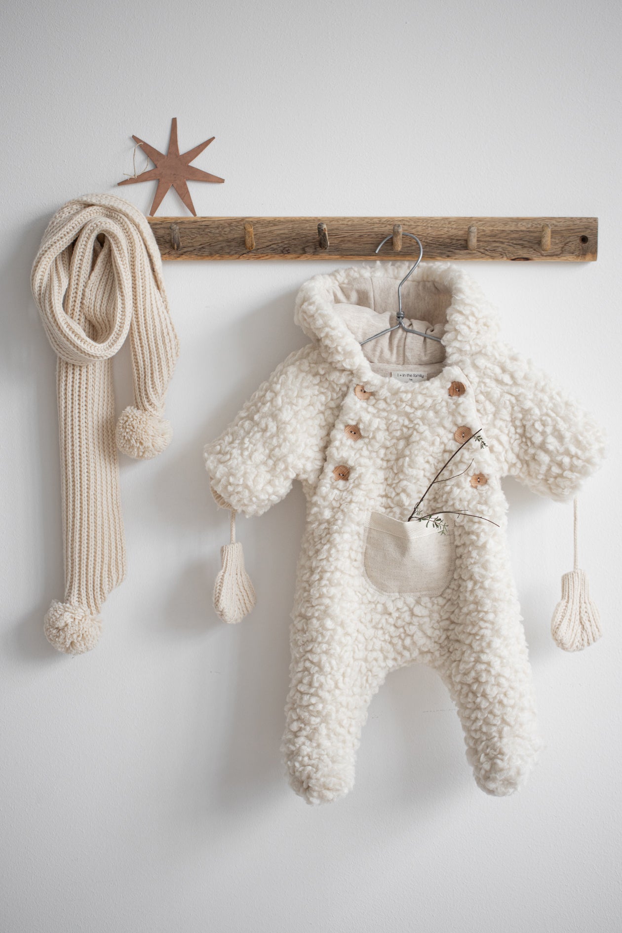 FLORA Polar Suit Newborn Ecru