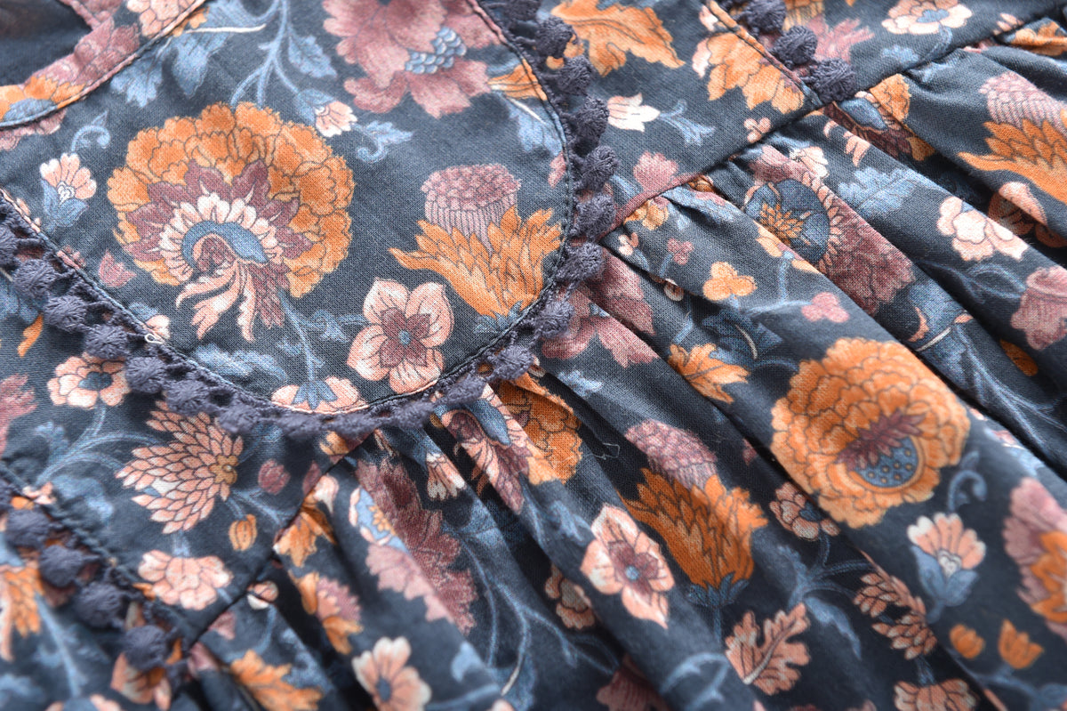 Roulotta klänning Charcoal Bohemian Flowers