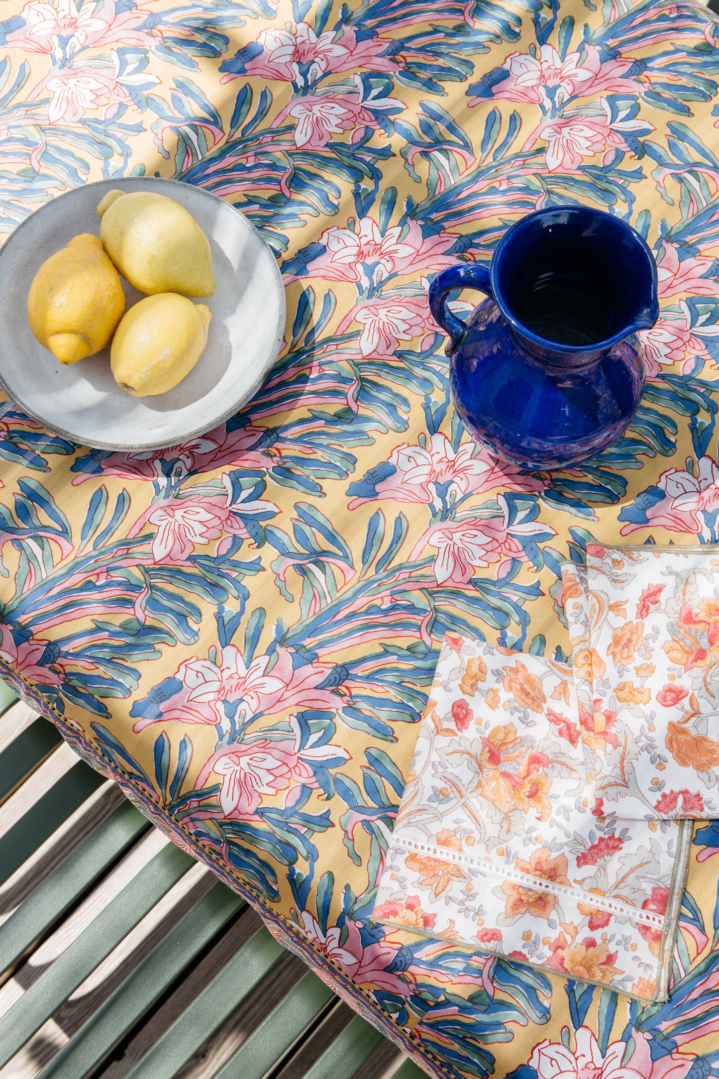 Carlotta Table Napkin set of 4 Rainbow Flowers