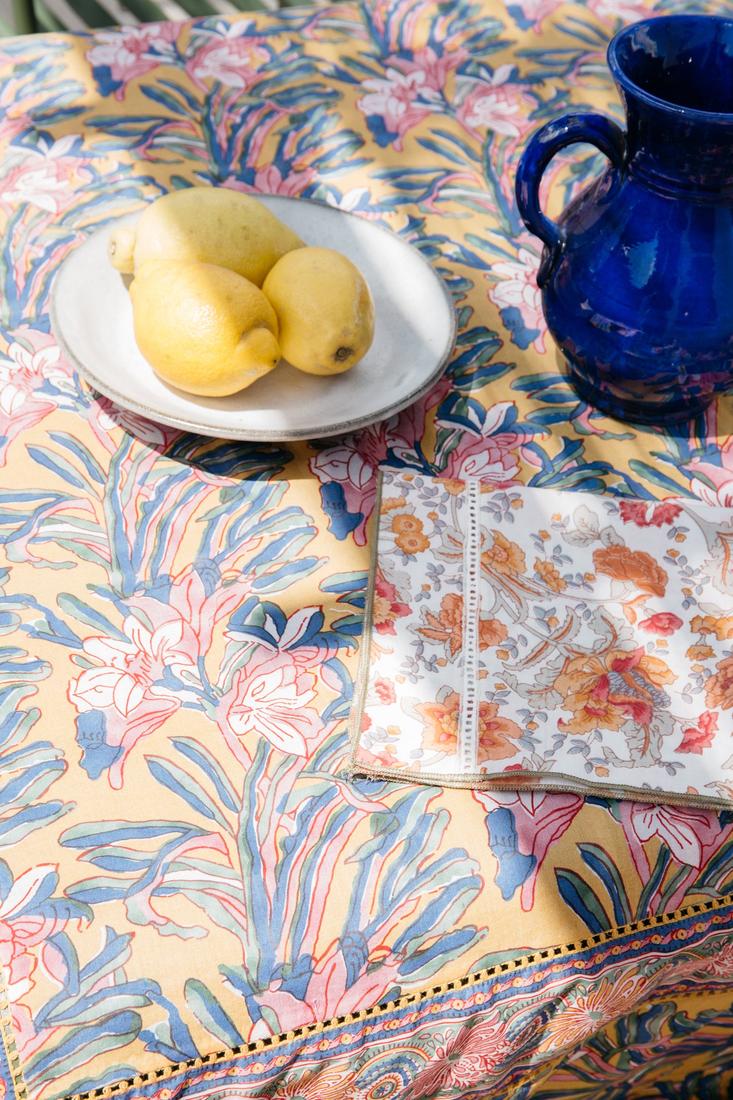 Carlotta Table Napkin set of 4 Rainbow Flowers