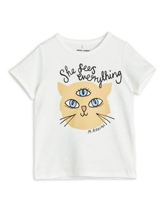SHE SEES EVERYTHING T-SHIRT